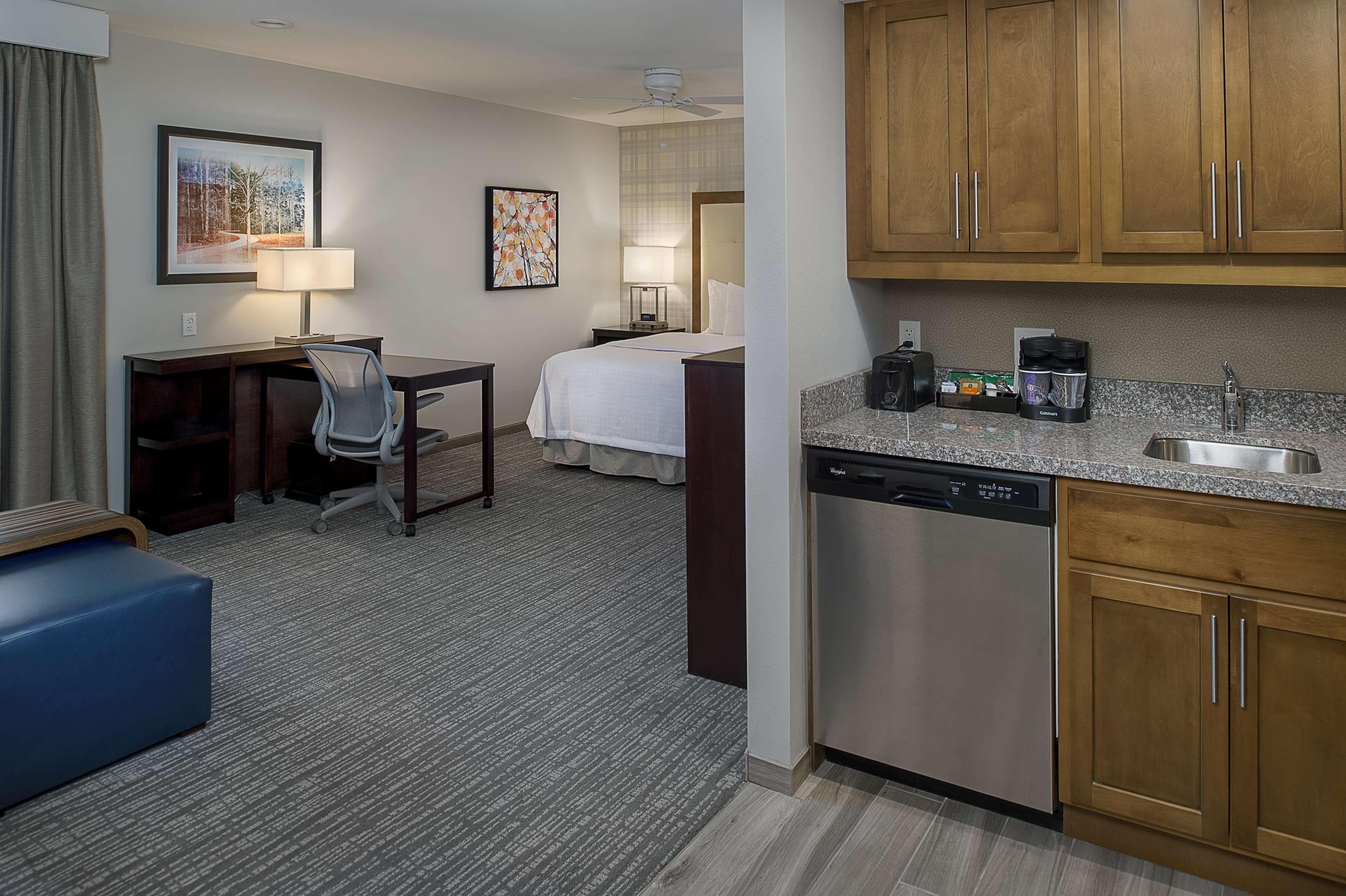 Homewood Suites By Hilton St. Louis Westport Maryland Heights Exterior photo