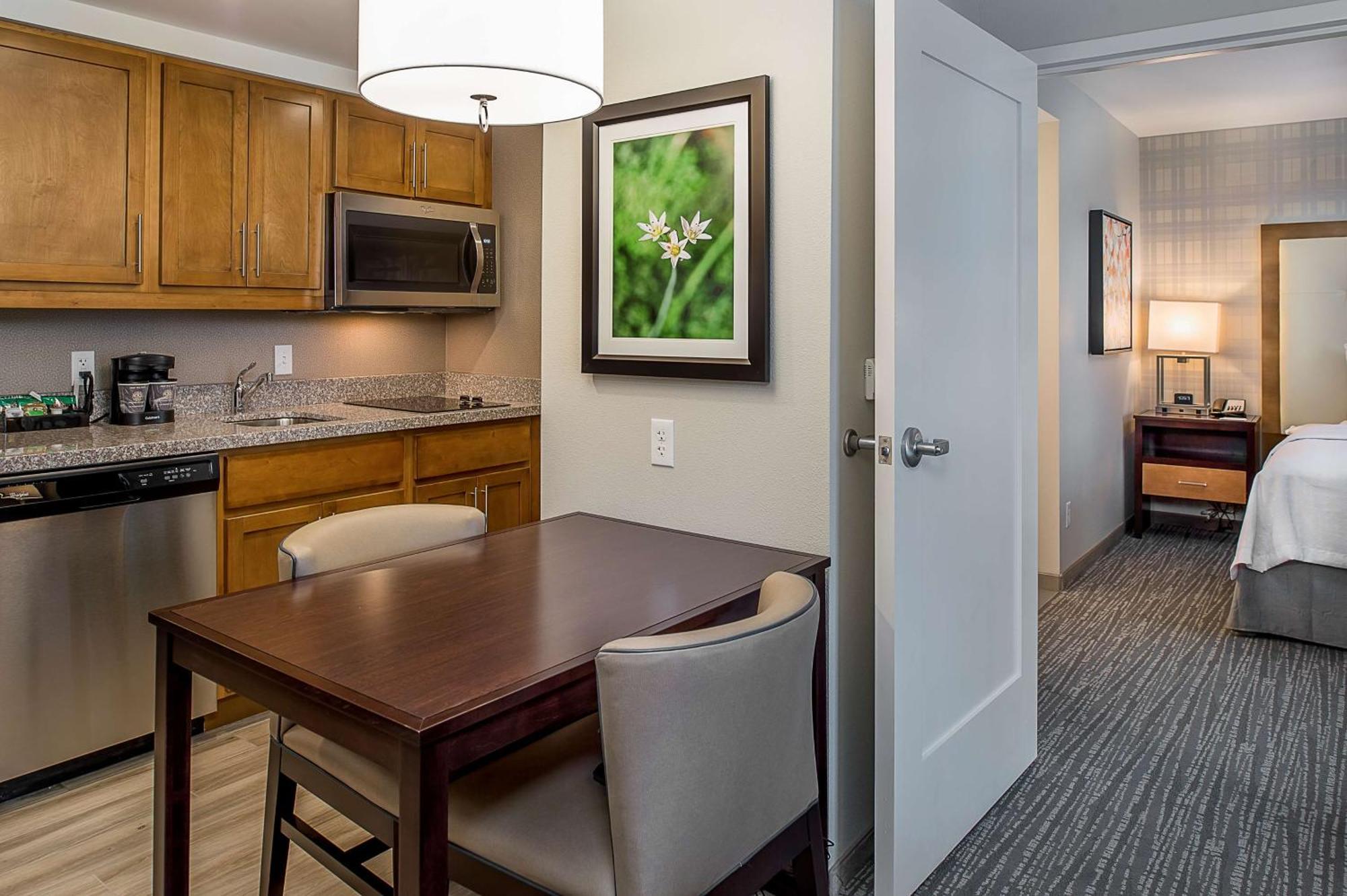 Homewood Suites By Hilton St. Louis Westport Maryland Heights Exterior photo