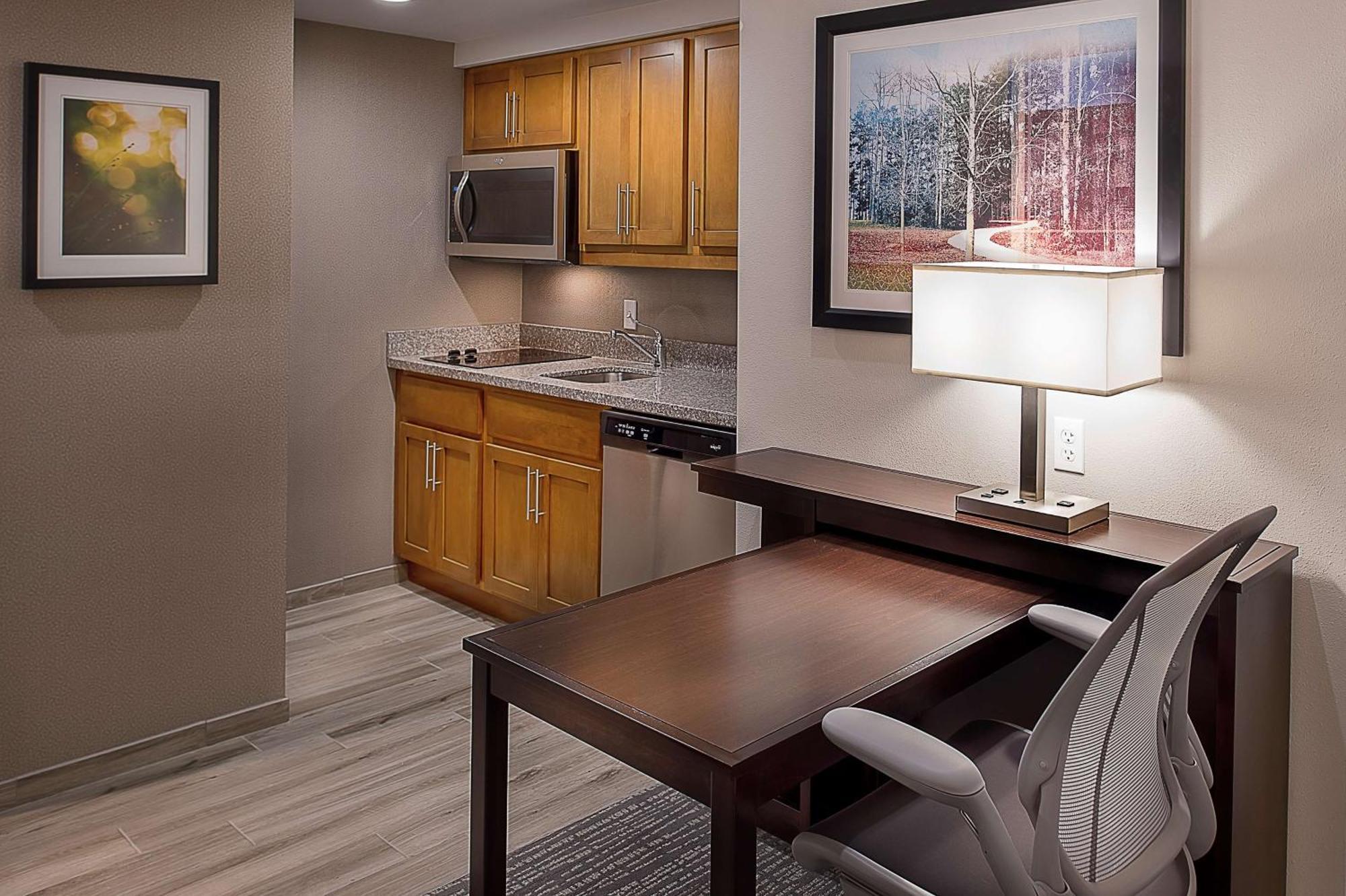 Homewood Suites By Hilton St. Louis Westport Maryland Heights Exterior photo